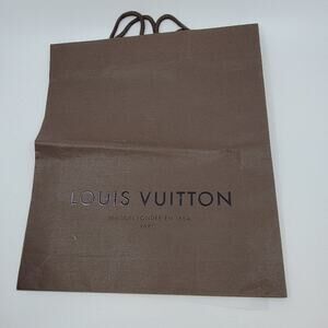 LOUIS VUITTON Authentic Paper Gift Shopping Bag LARGE SIZE 14 x12.5 x 3”.